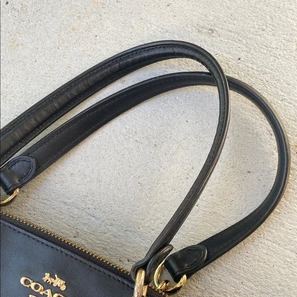 Coach Black and Brown Signature Tote Bag - Picture 3 of 9